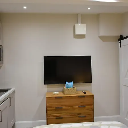 Saoirse New Cosy 1 Bedroom En 아파트 킨세일